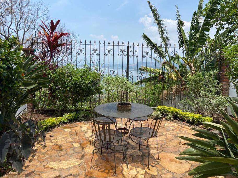 Casa Flor De Pajaro, Vistas Panoramicas Increibles Al Lago Otel Suchitoto Dış mekan fotoğraf